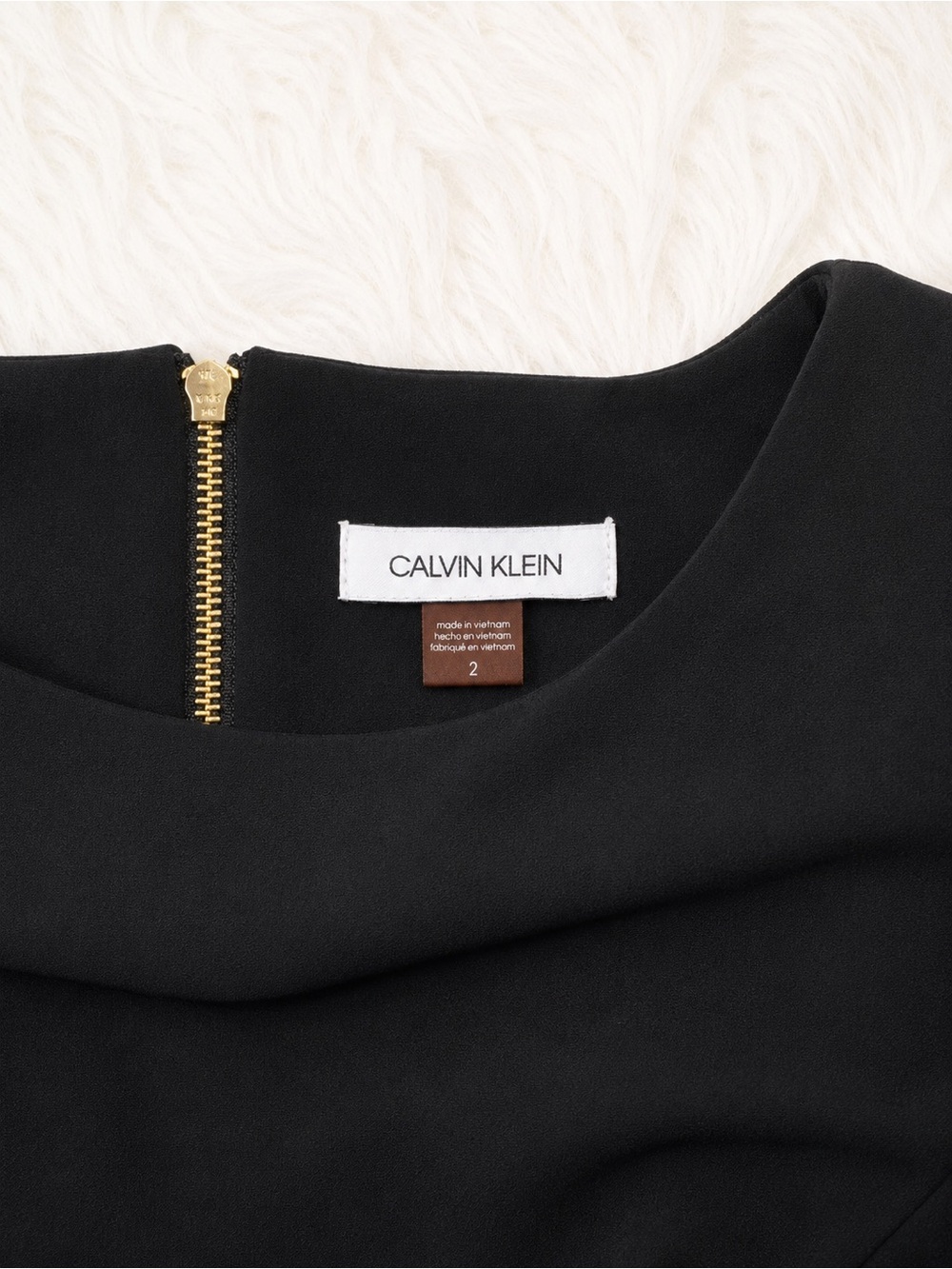 Calvin Klein Black Sheath Dress Size 2 Shoulder Pad Belted Office Quiet Luxury - Picture 2 of 3
